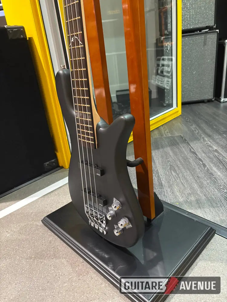 Warwick Robert Trujillo signature satin black Basses